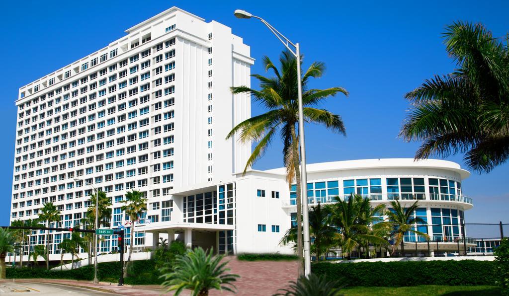 Beach Apartments - Free Parking ไมอามีบีช ภายนอก รูปภาพ